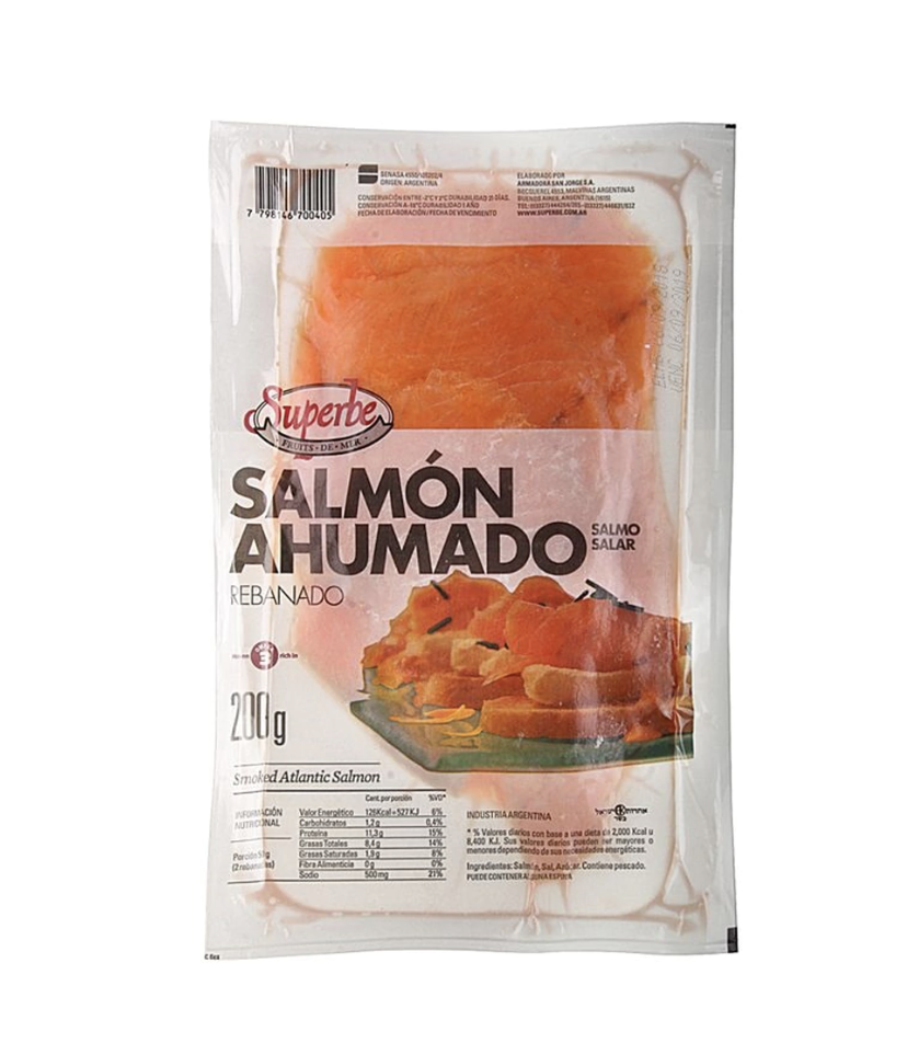 Salmon ahumado marca ''Superbe''